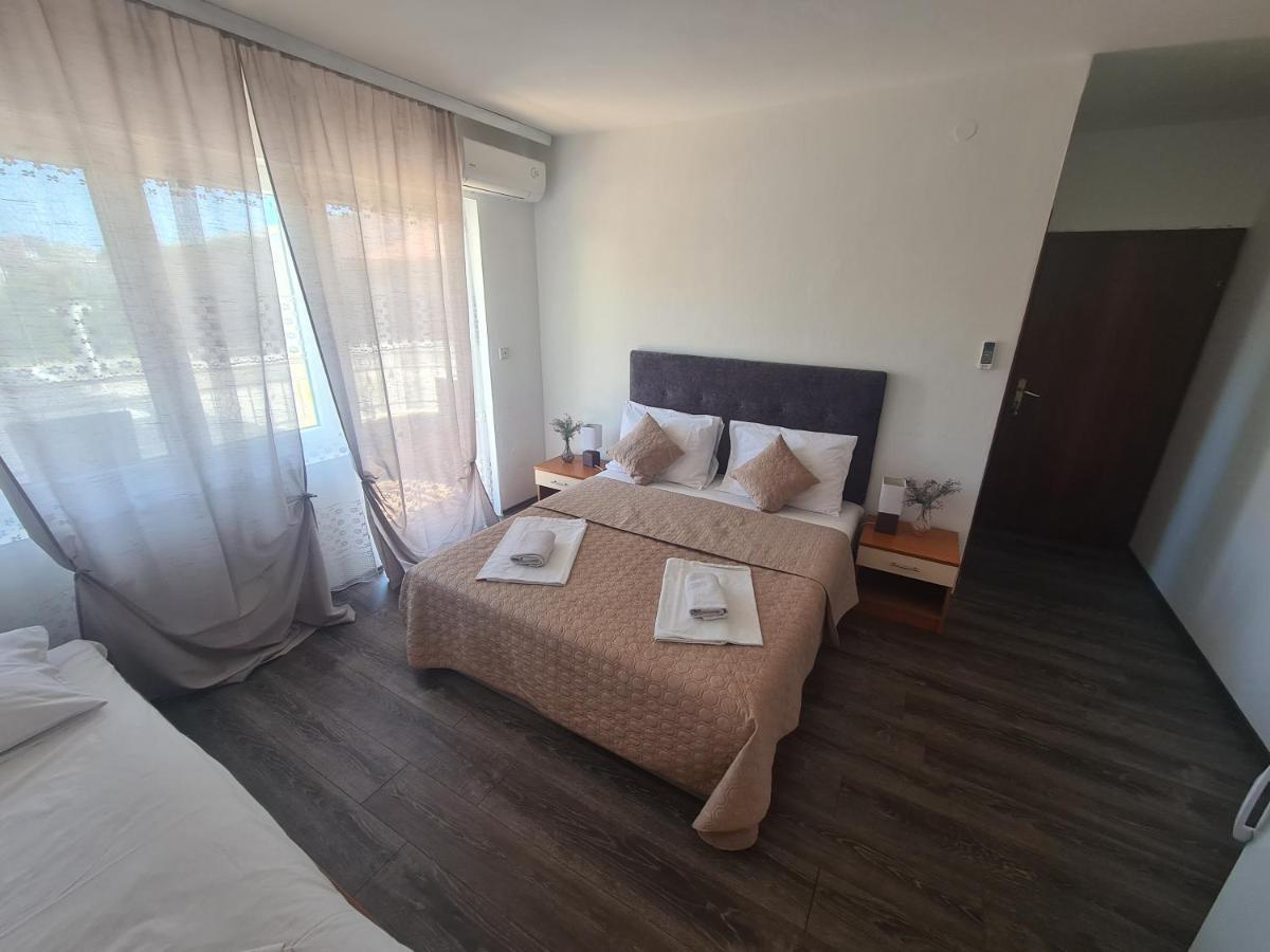 Villa Goda Tučepi Exteriör bild