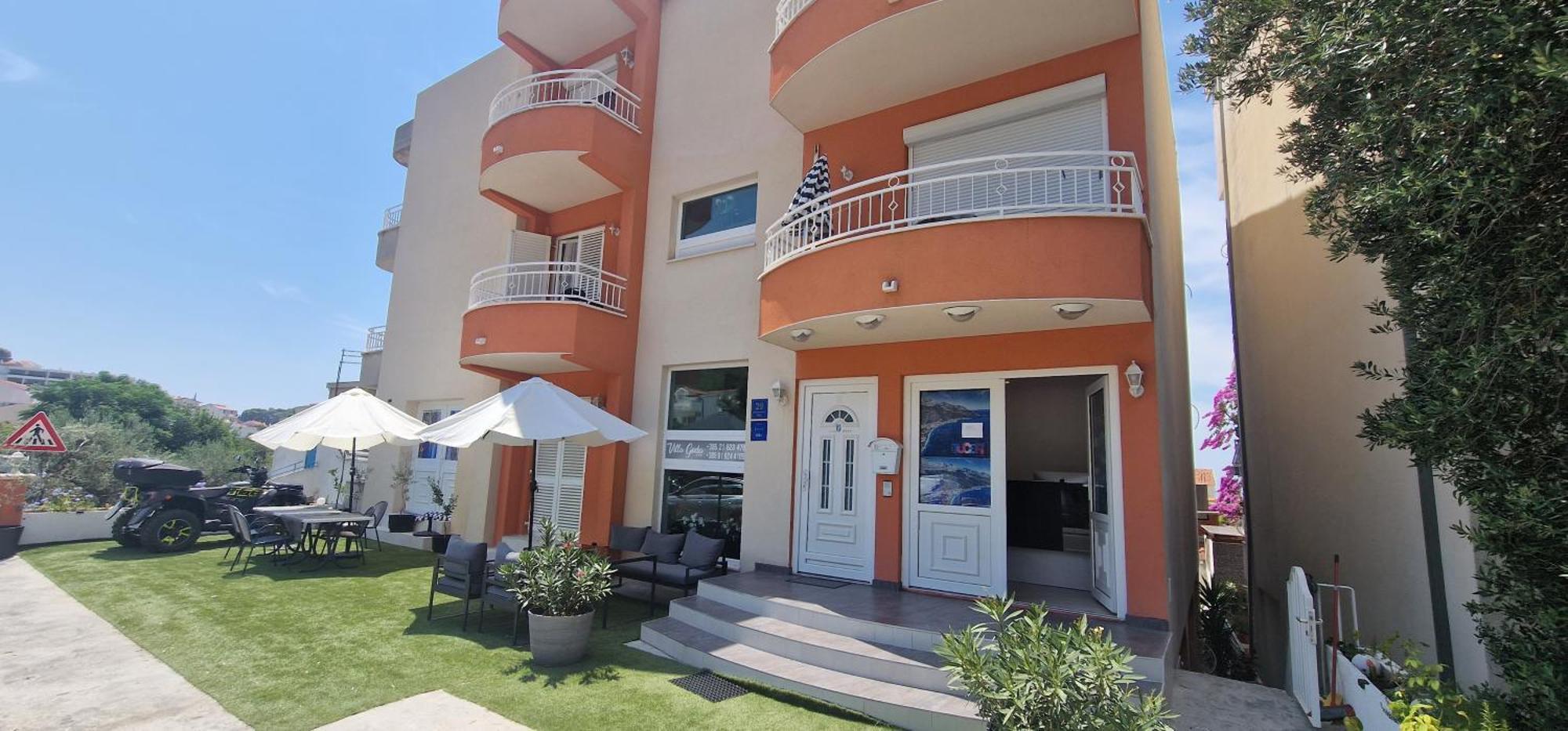 Villa Goda Tučepi Exteriör bild
