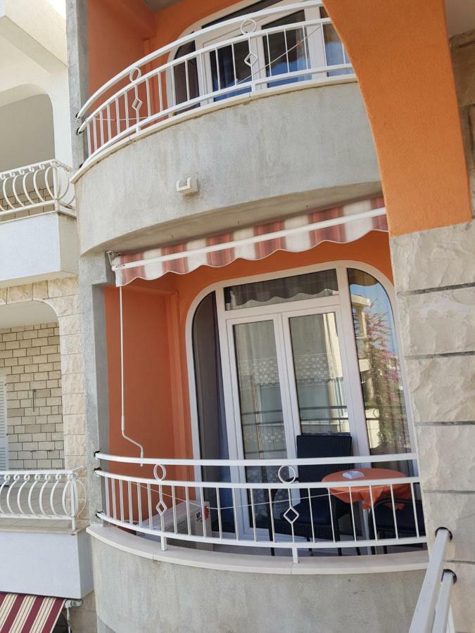 Villa Goda Tučepi Exteriör bild